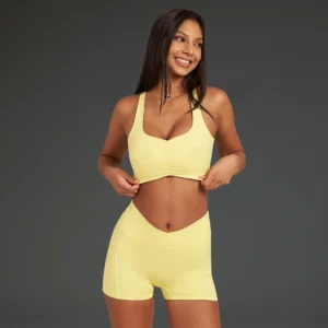 Solia Active Set: Solia Bra - Solia Shorts Pale Butter